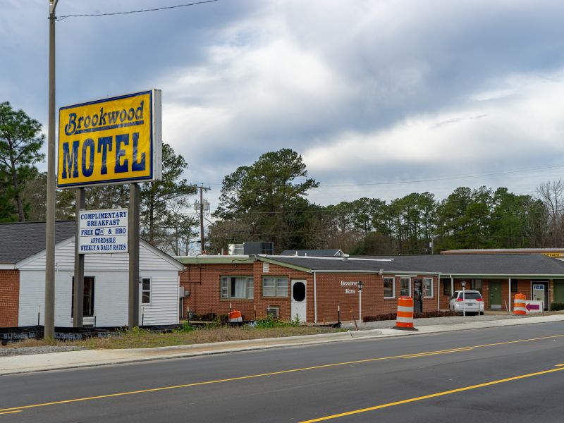 Brookwood Motel In Roanoke Rapids